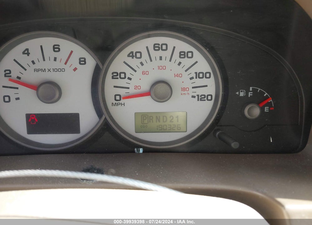 2005 FORD ESCAPE XLT VIN: 1FMYU03165KA07988