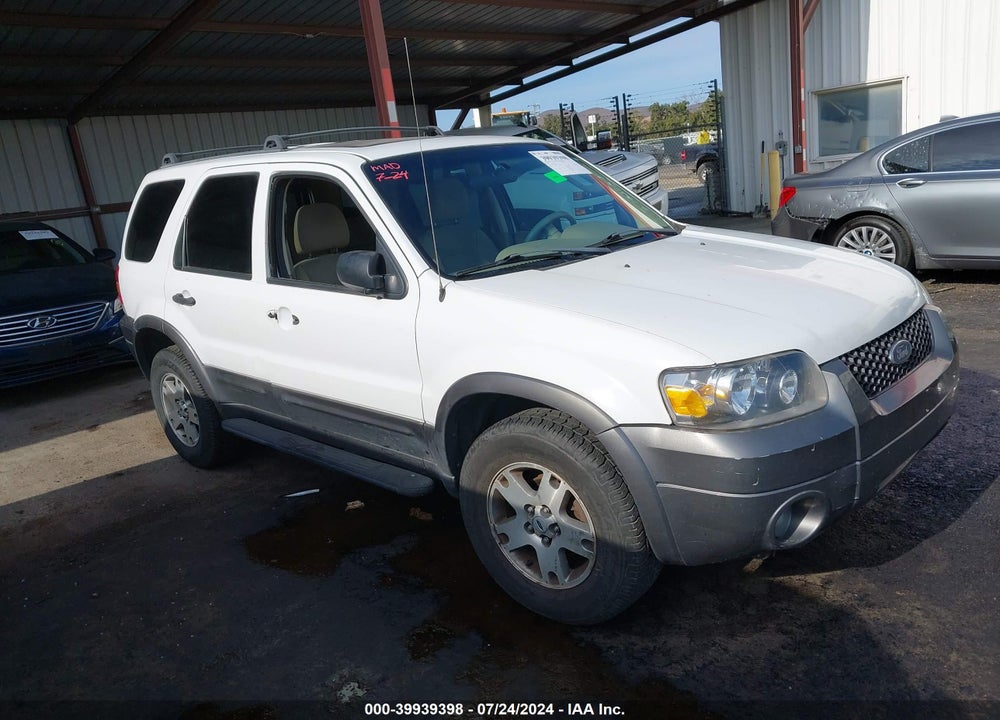 2005 FORD ESCAPE XLT VIN: 1FMYU03165KA07988