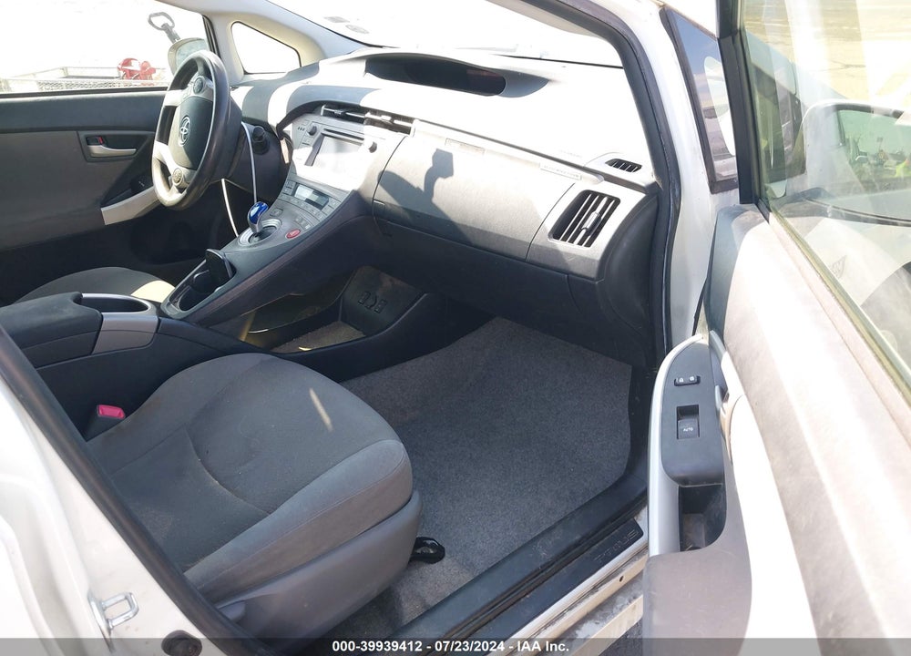 2013 TOYOTA PRIUS PLUG-IN VIN: JTDKN3DP2D3038417