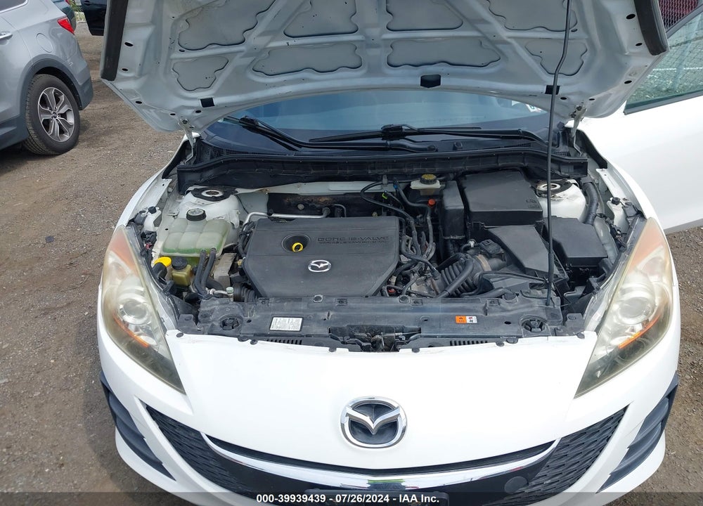 2011 MAZDA 3 I SPORT VIN: JM1BL1UG6B1421392
