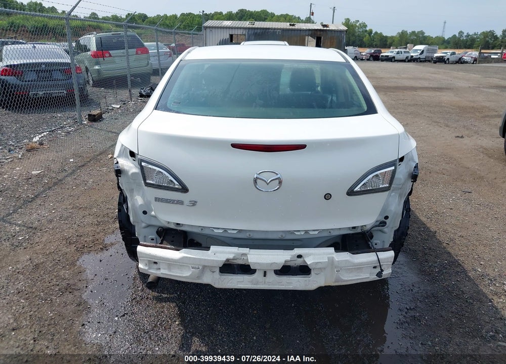 2011 MAZDA 3 I SPORT VIN: JM1BL1UG6B1421392