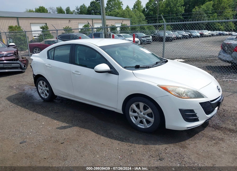 2011 MAZDA 3 I SPORT VIN: JM1BL1UG6B1421392