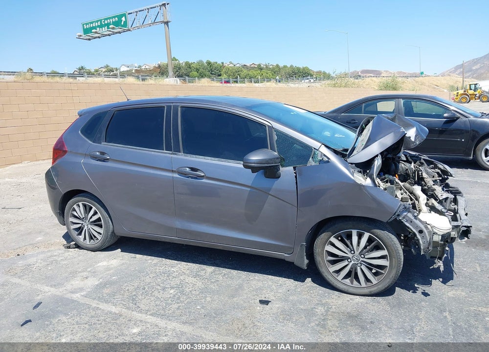 2015 HONDA FIT EX VIN: 3HGGK5G83FM775594