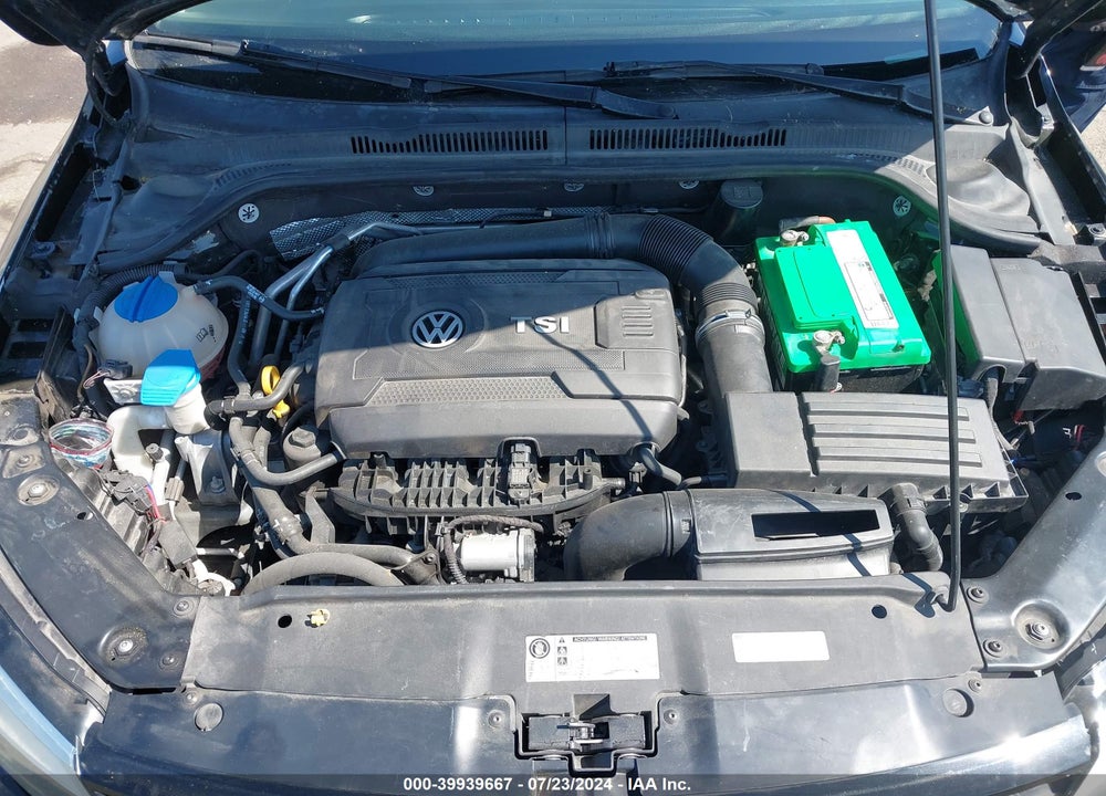 2014 VOLKSWAGEN JETTA 1.8T SE VIN: 3VWD17AJ3EM328349