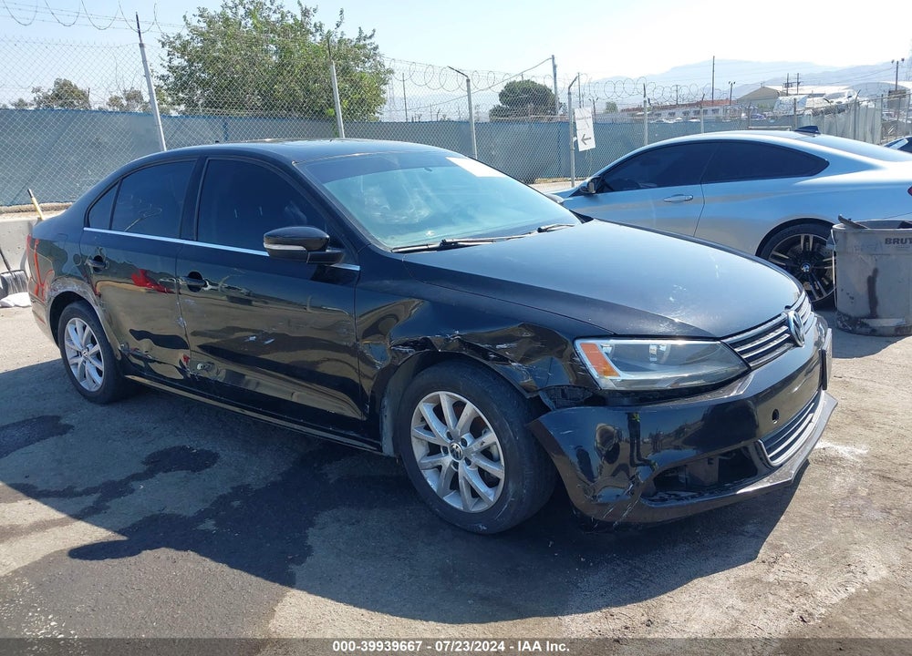 2014 VOLKSWAGEN JETTA 1.8T SE VIN: 3VWD17AJ3EM328349