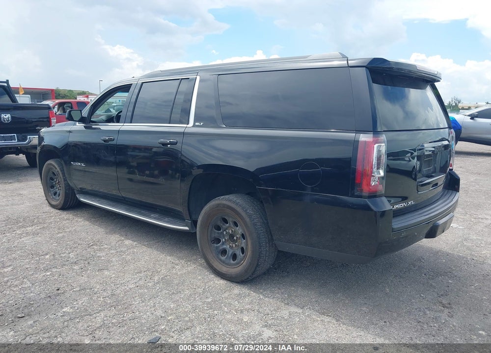 2017 GMC YUKON XL SLT VIN: 1GKS2GKC5HR257587