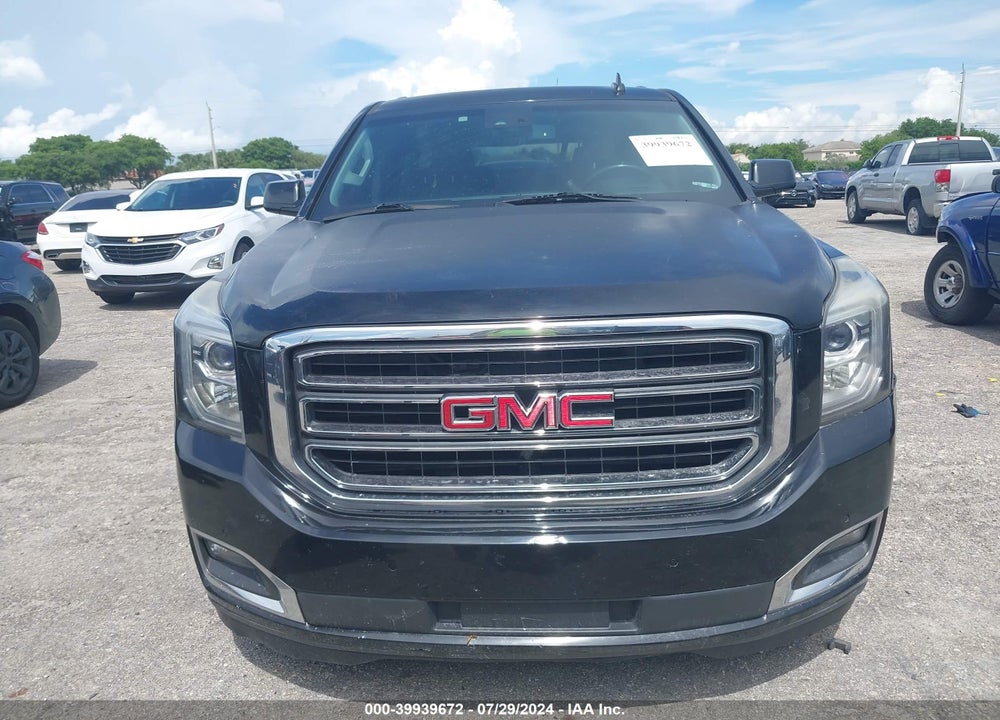 2017 GMC YUKON XL SLT VIN: 1GKS2GKC5HR257587