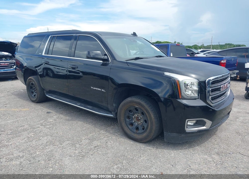 2017 GMC YUKON XL SLT VIN: 1GKS2GKC5HR257587