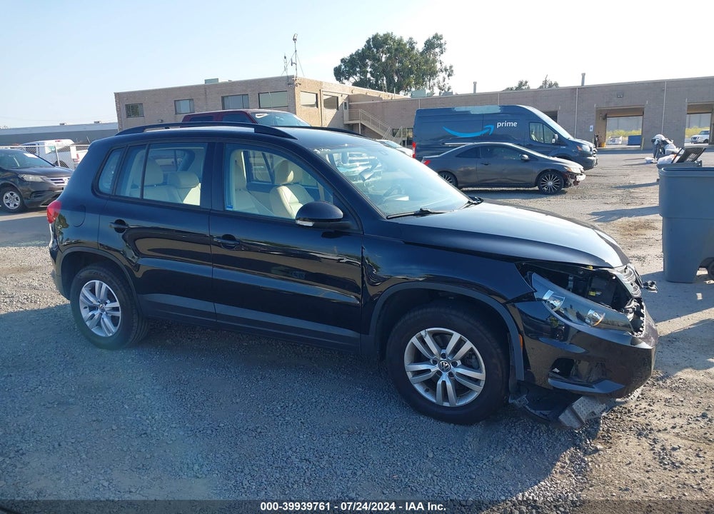 2017 VOLKSWAGEN TIGUAN 2.0T/2.0T S VIN: WVGAV7AX9HK032371