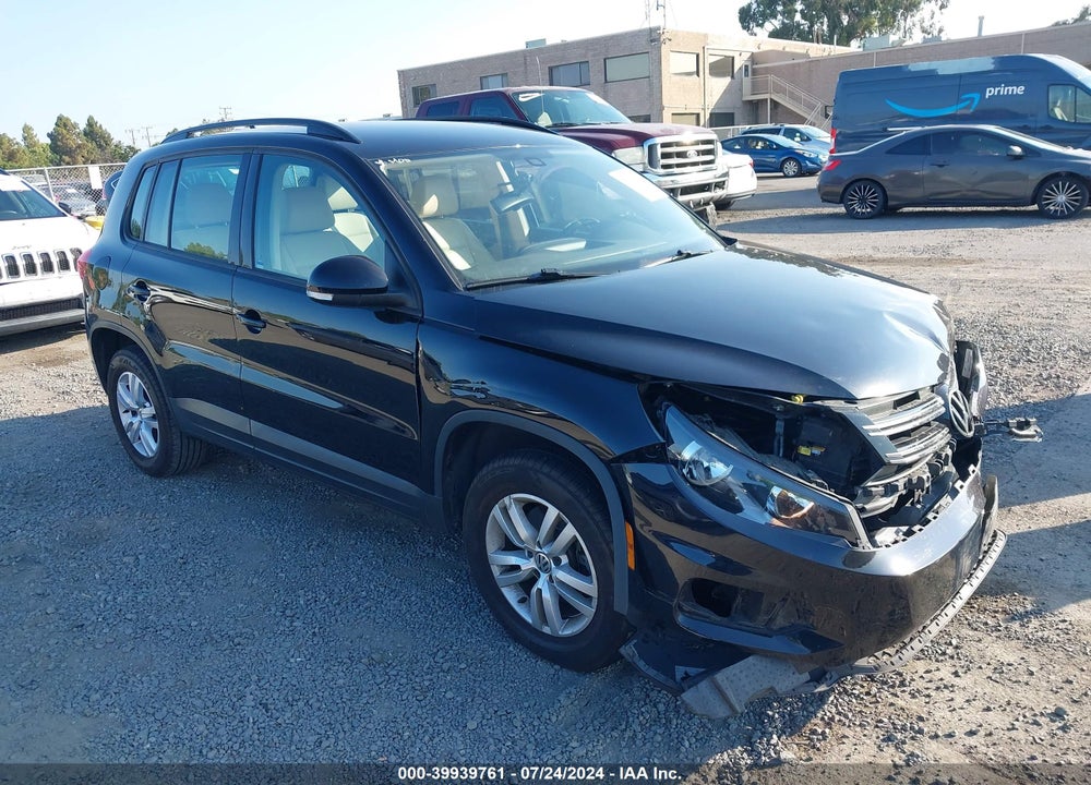 2017 VOLKSWAGEN TIGUAN 2.0T/2.0T S VIN: WVGAV7AX9HK032371