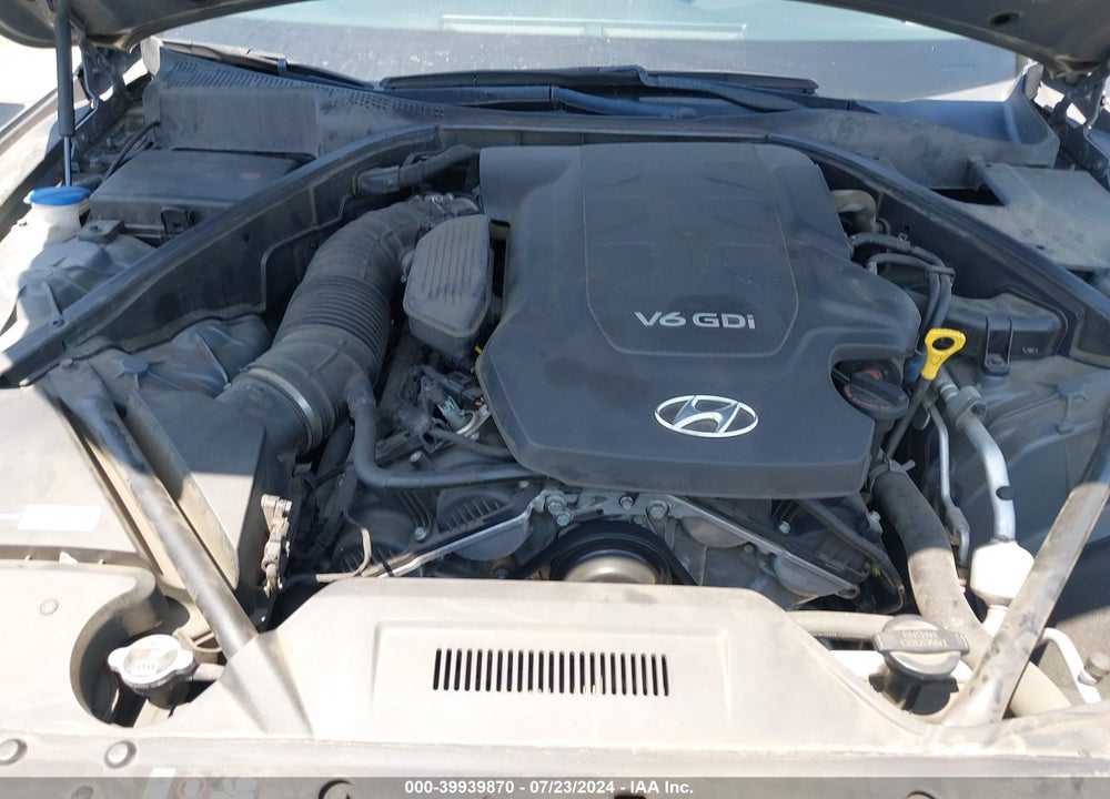 2016 HYUNDAI GENESIS 3.8 VIN: KMHGN4JEXGU142078