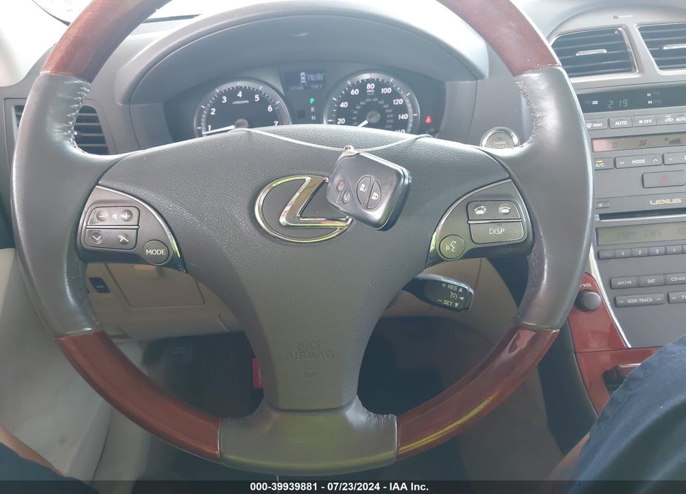 2011 LEXUS ES 350 VIN: JTHBK1EG8B2441489