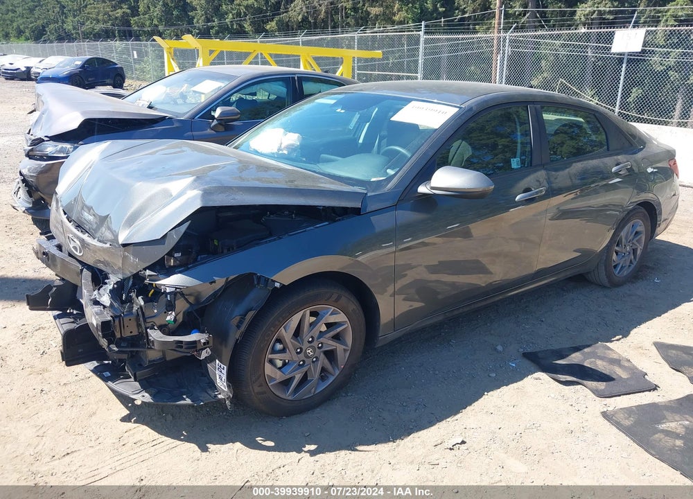 2024 HYUNDAI ELANTRA SEL VIN: KMHLM4DG2RU653317