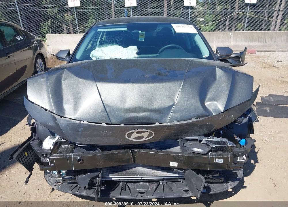 2024 HYUNDAI ELANTRA SEL VIN: KMHLM4DG2RU653317