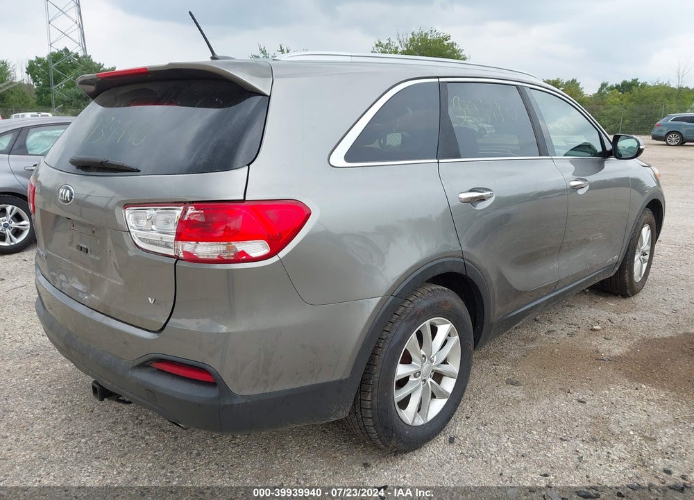2016 KIA SORENTO 3.3L LX VIN: 5XYPGDA55GG138956