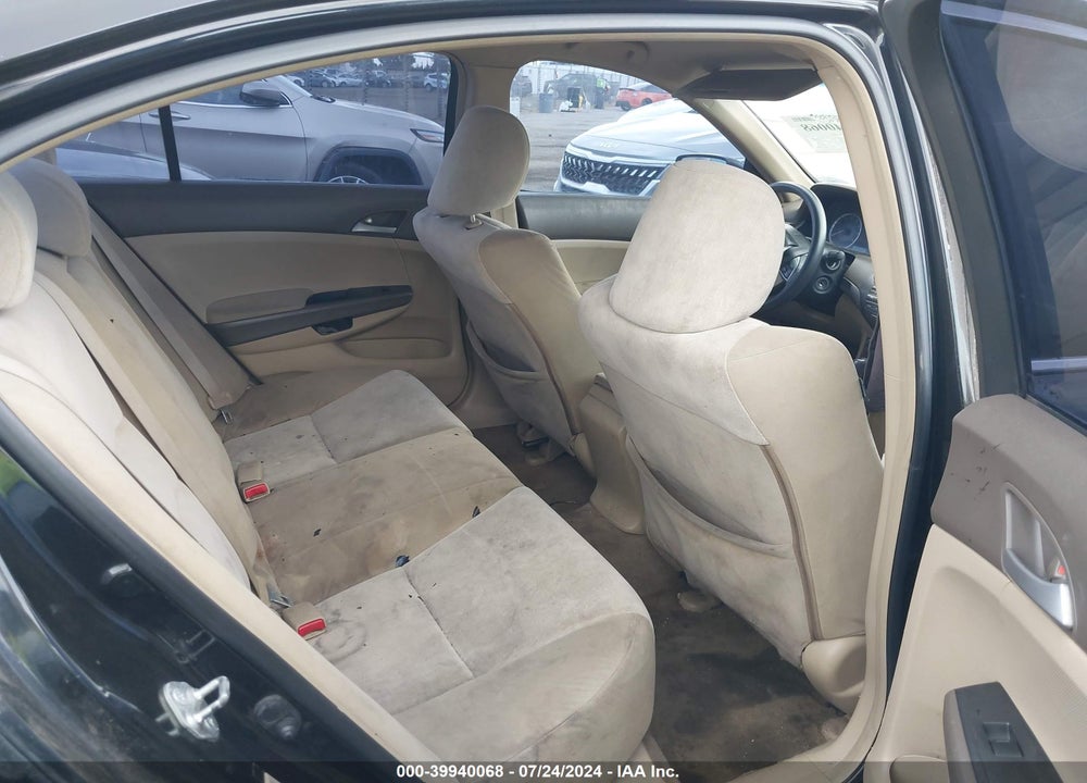 2008 HONDA ACCORD 2.4 LX VIN: JHMCP26318C054888