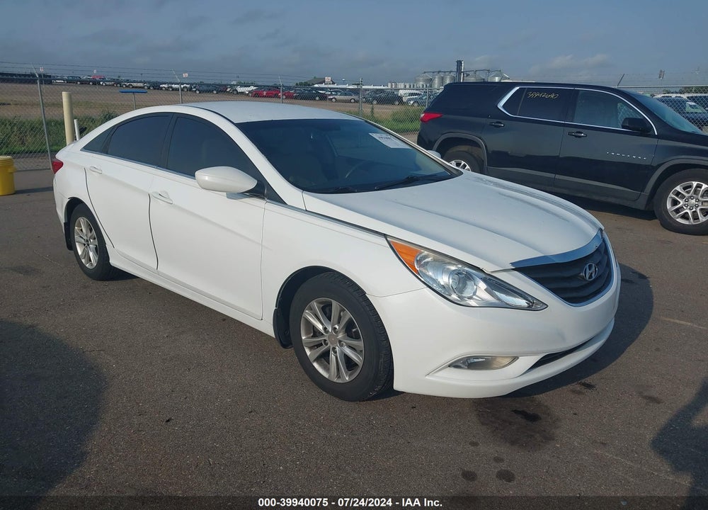 2013 HYUNDAI SONATA GLS VIN: 5NPEB4AC0DH602714