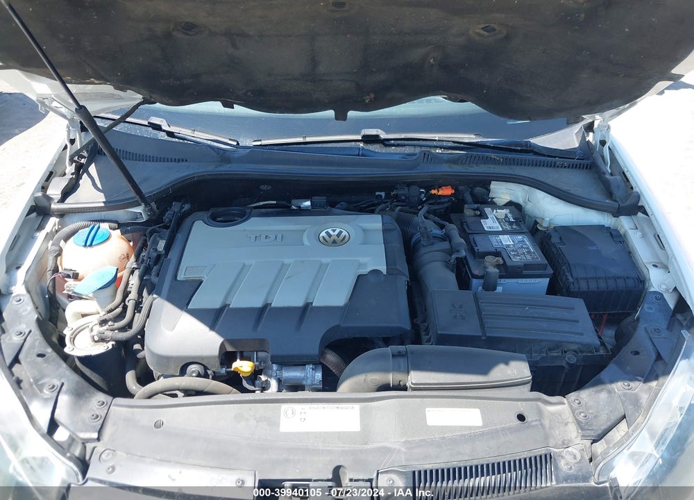 2014 VOLKSWAGEN JETTA SPORTWAGEN 2.0L TDI VIN: 3VWPL7AJ6EM624859