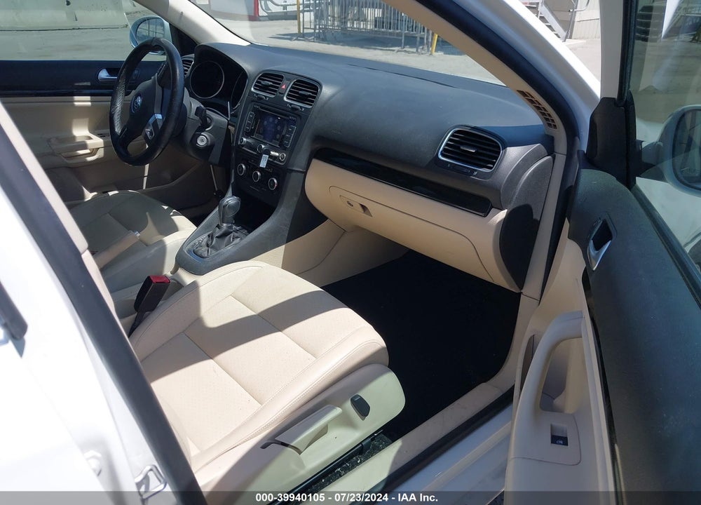 2014 VOLKSWAGEN JETTA SPORTWAGEN 2.0L TDI VIN: 3VWPL7AJ6EM624859
