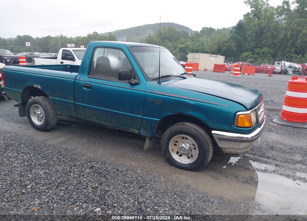 1996 FORD RANGER VIN: 1FTCR10AXTUD82553