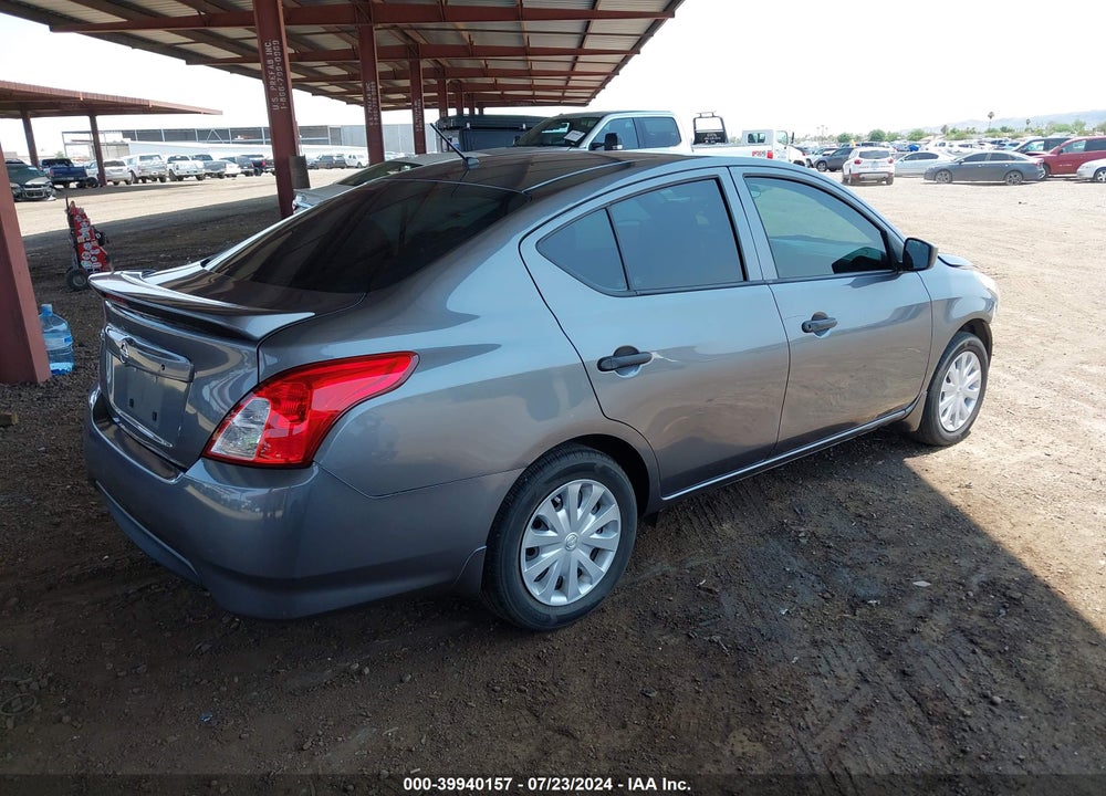 2018 NISSAN VERSA 1.6 S+ VIN: 3N1CN7AP4JL883837