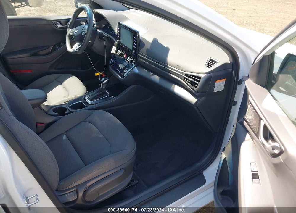 2020 HYUNDAI IONIQ HYBRID BLUE VIN: KMHC65LCXLU213691