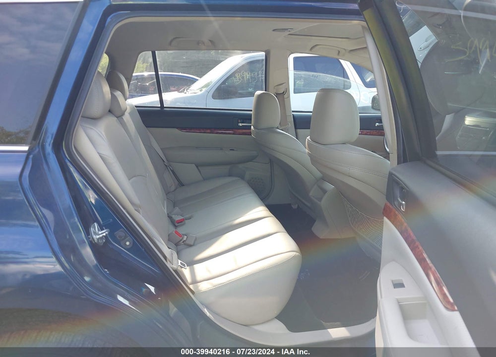 2011 SUBARU OUTBACK 2.5I LIMITED VIN: 4S4BRBKC6B3315397