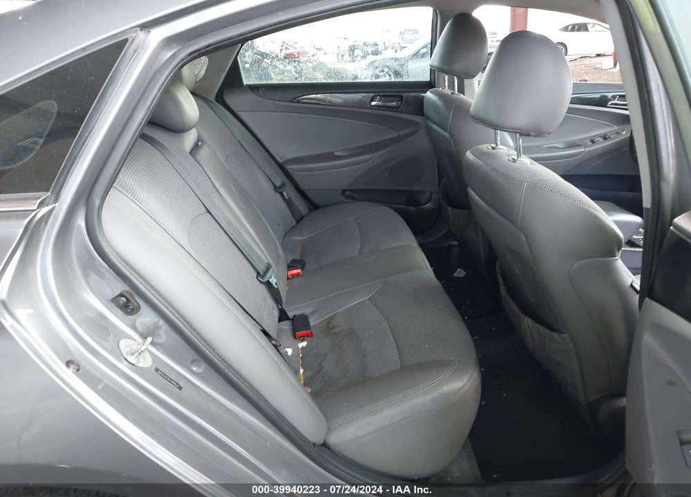 2014 HYUNDAI SONATA VIN: 5NPEC4AC8EH908834