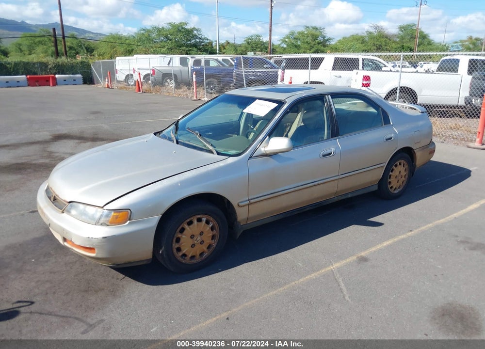 1996 HONDA ACCORD EX/EX-R VIN: 1HGCD5658TA238745