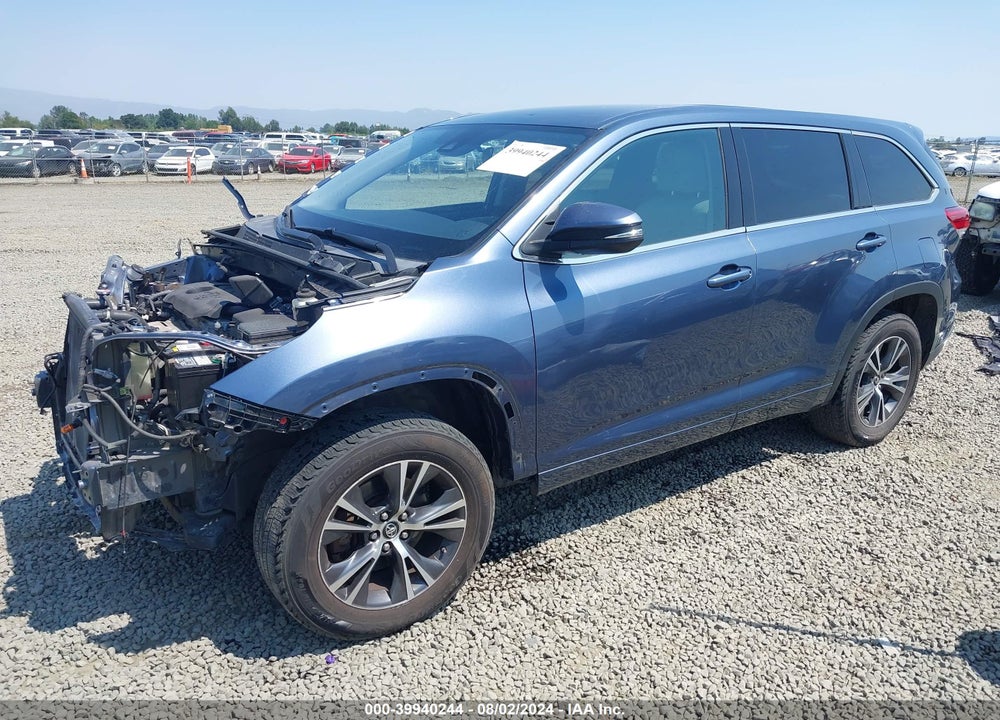 2017 TOYOTA HIGHLANDER LE VIN: 5TDZARFH2HS023777