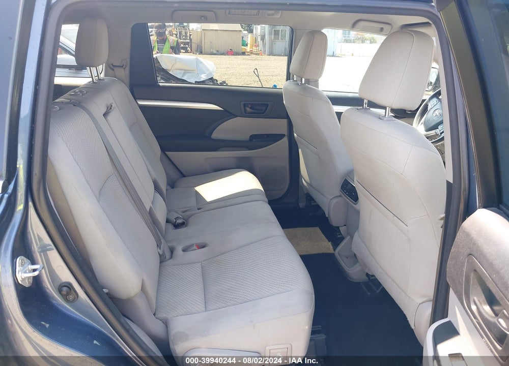 2017 TOYOTA HIGHLANDER LE VIN: 5TDZARFH2HS023777