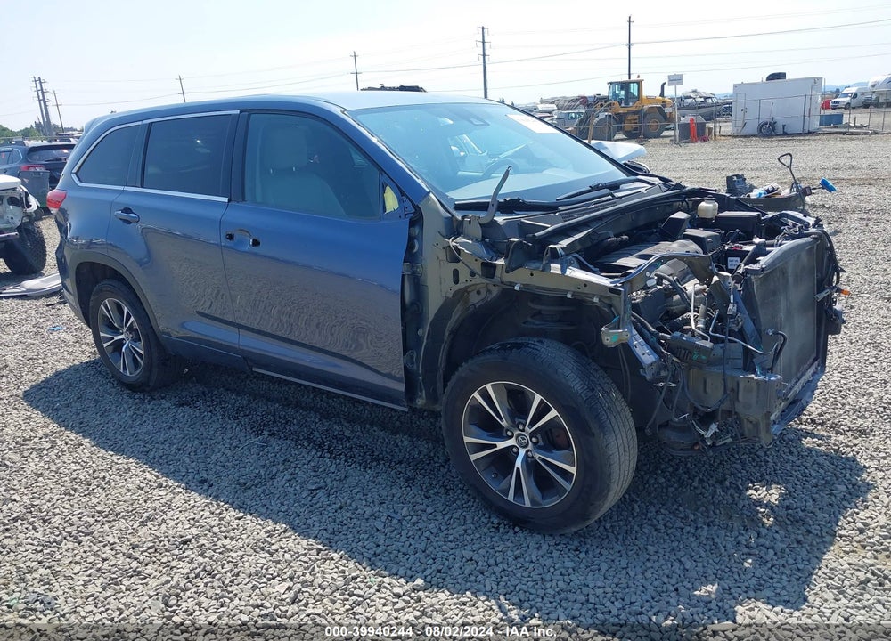2017 TOYOTA HIGHLANDER LE VIN: 5TDZARFH2HS023777