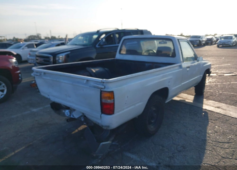 1986 TOYOTA PICKUP 1/2 TON RN50 VIN: JT4RN50R6G0159412