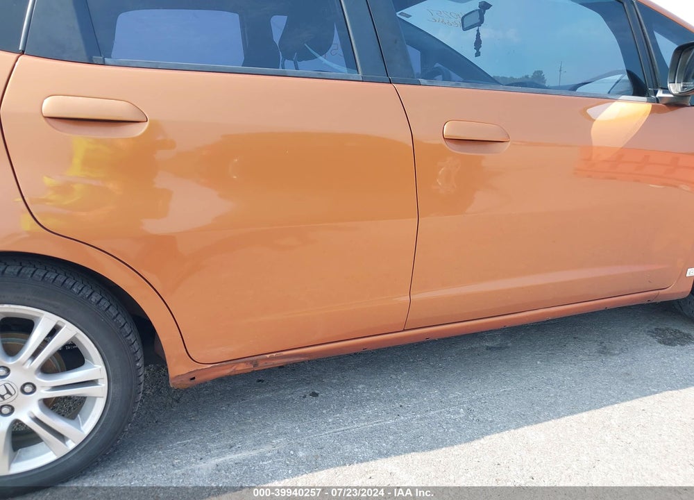 2009 HONDA FIT SPORT VIN: JHMGE88439S009488