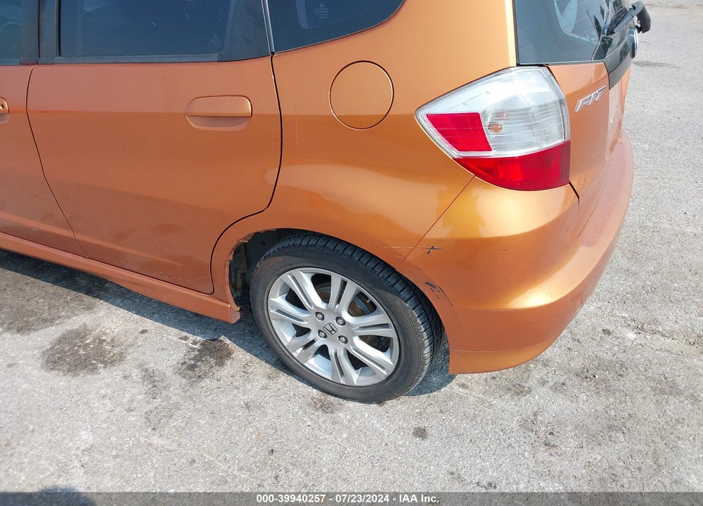 2009 HONDA FIT SPORT VIN: JHMGE88439S009488
