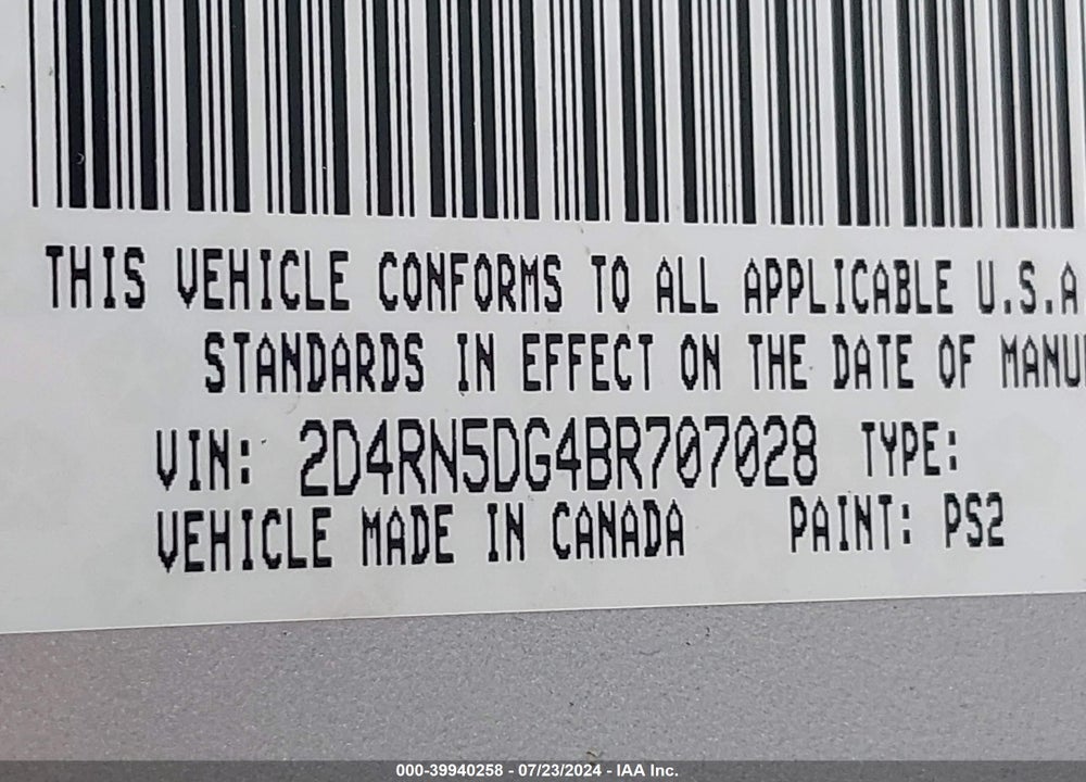 2011 DODGE GRAND CARAVAN CREW VIN: 2D4RN5DG4BR707028