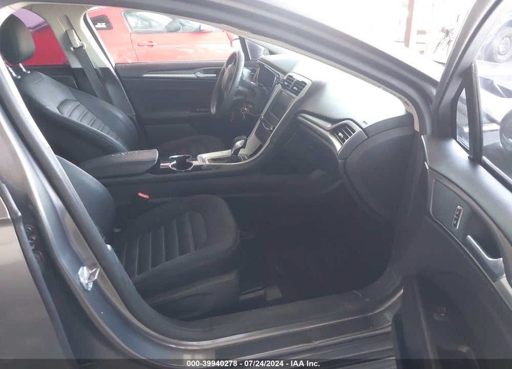 2014 FORD FUSION SE VIN: 3FA6P0HD6ER299360