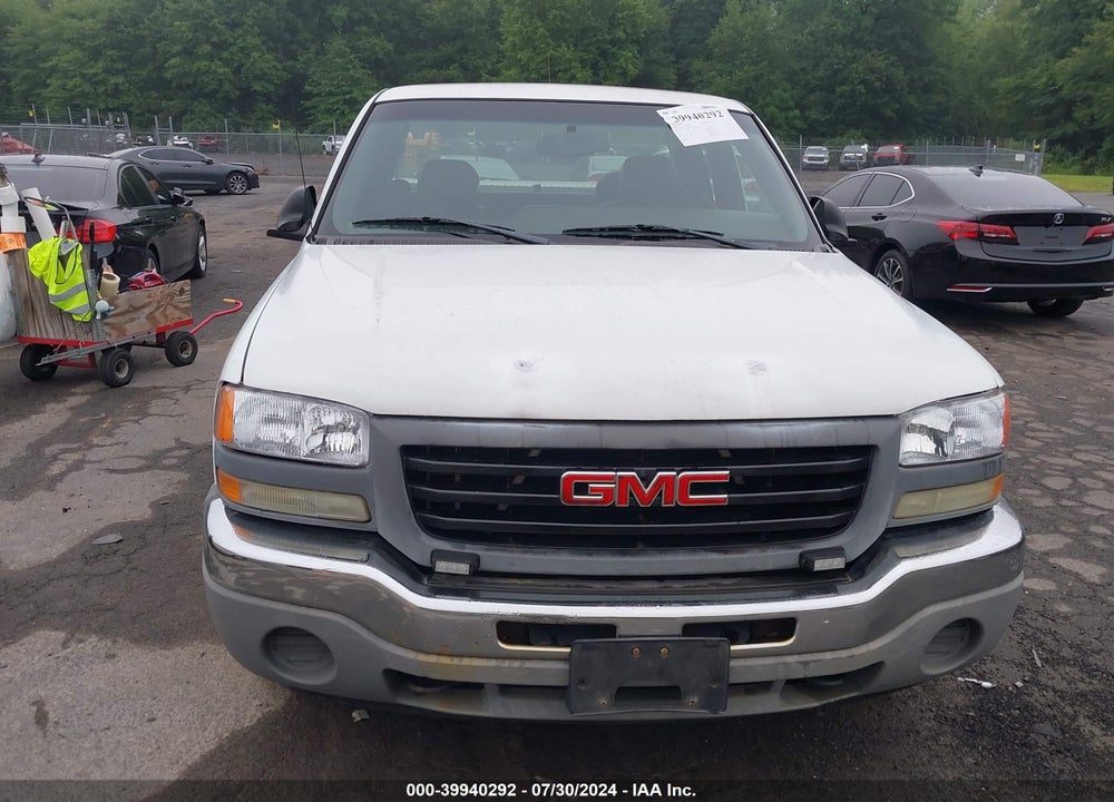 2005 GMC SIERRA 1500 WORK TRUCK VIN: 1GTEC19V55E313797