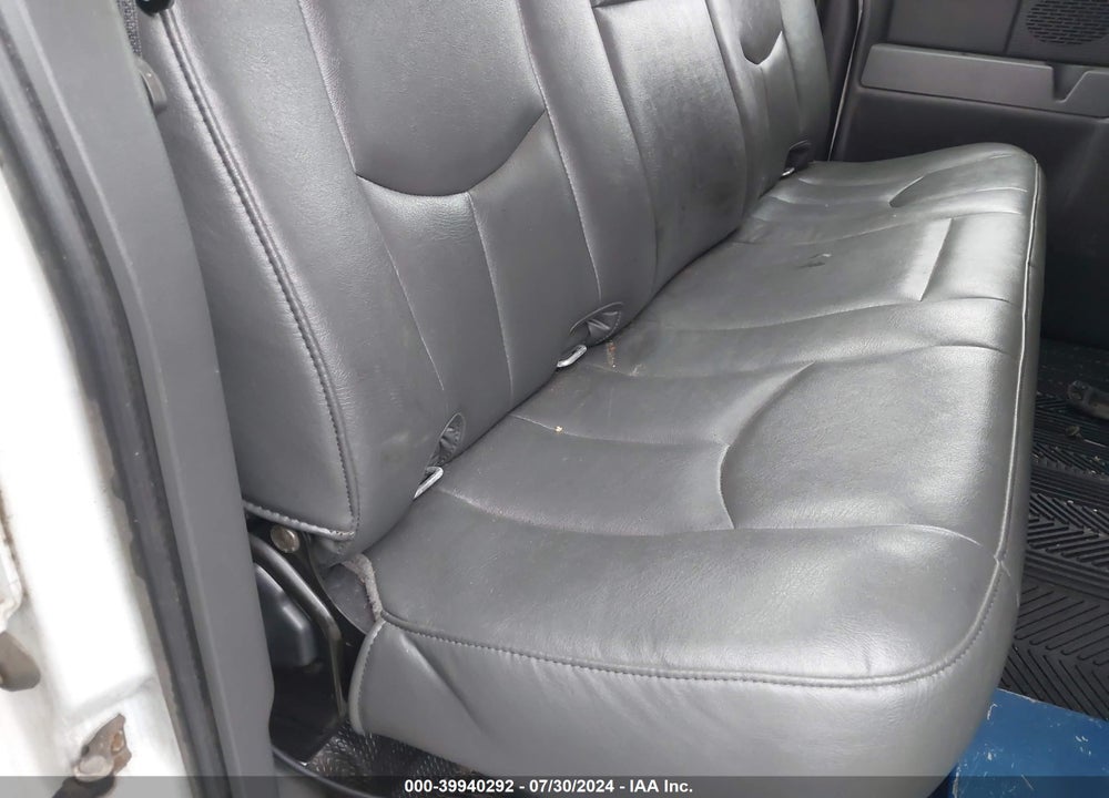 2005 GMC SIERRA 1500 WORK TRUCK VIN: 1GTEC19V55E313797