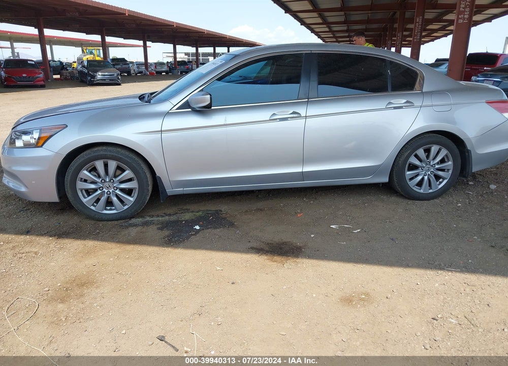 2012 HONDA ACCORD 2.4 EX VIN: 1HGCP2F70CA011136