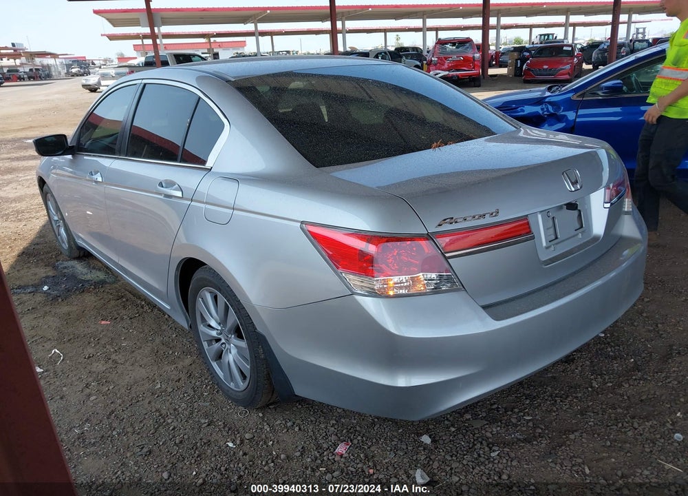 2012 HONDA ACCORD 2.4 EX VIN: 1HGCP2F70CA011136