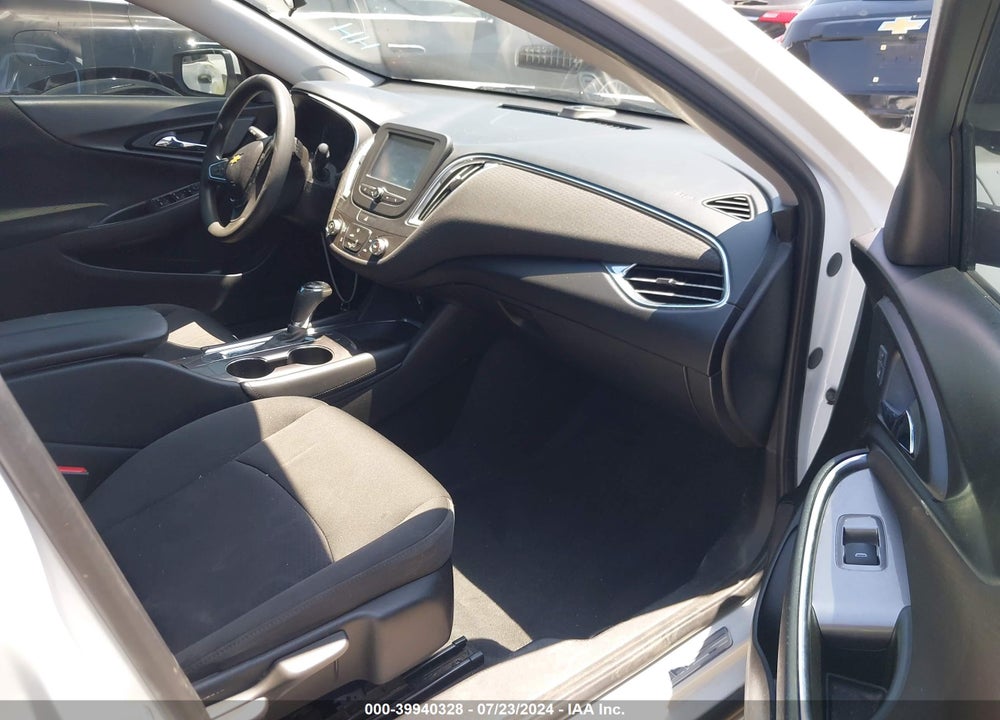 2018 CHEVROLET MALIBU LT VIN: 1G1ZD5STXJF245735