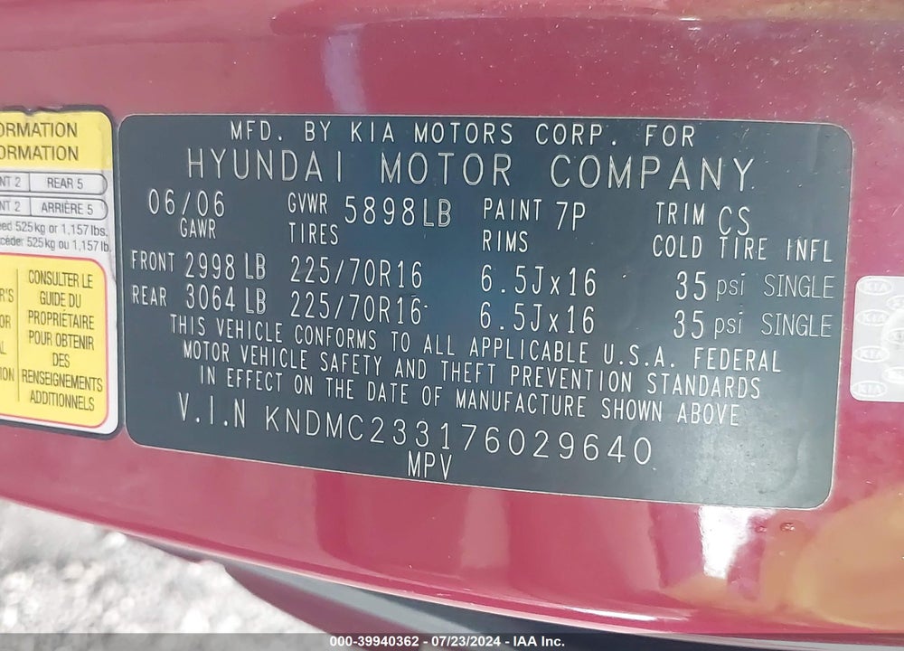 2007 HYUNDAI ENTOURAGE GLS/LIMITED/SE VIN: KNDMC233176029640