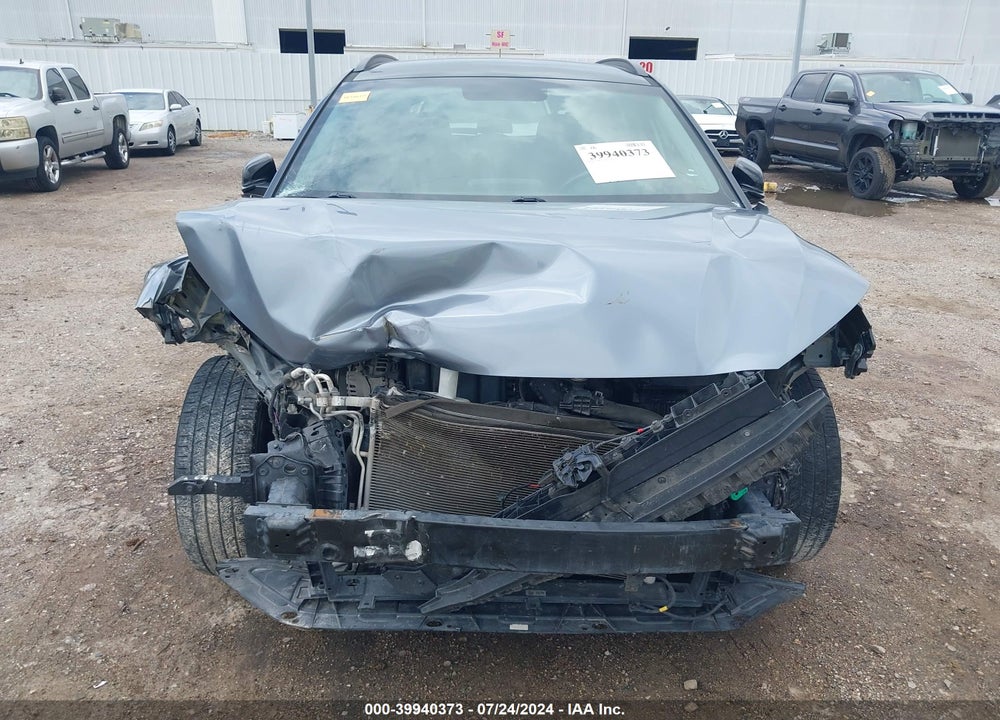 2018 HYUNDAI KONA SEL VIN: KM8K22AA1JU136133