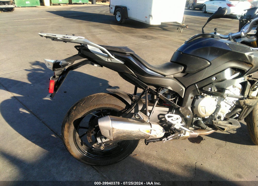 2018 BMW S 1000 XR VIN: WB10D1300JZ463594