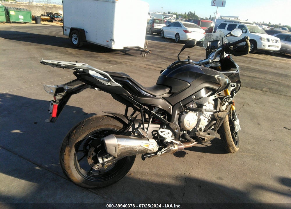 2018 BMW S 1000 XR VIN: WB10D1300JZ463594