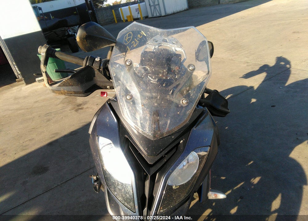 2018 BMW S 1000 XR VIN: WB10D1300JZ463594