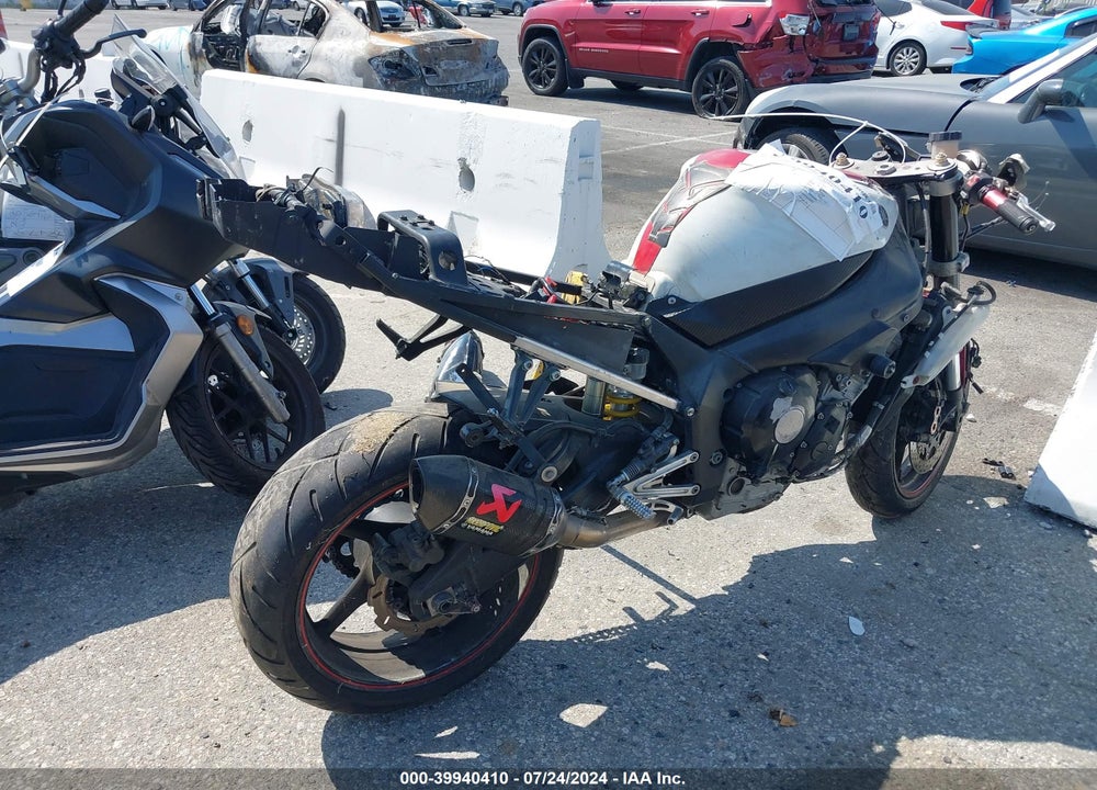 2003 YAMAHA YZFR1 VIN: JYARN10E03A009124