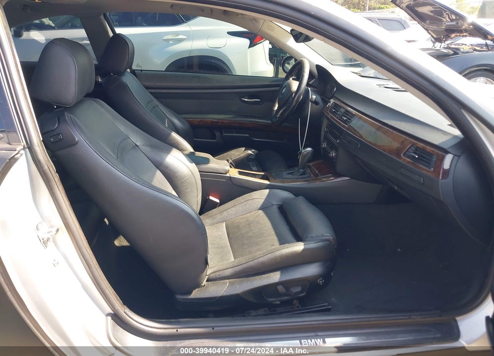 2007 BMW 328I VIN: WBAWV13537P117790