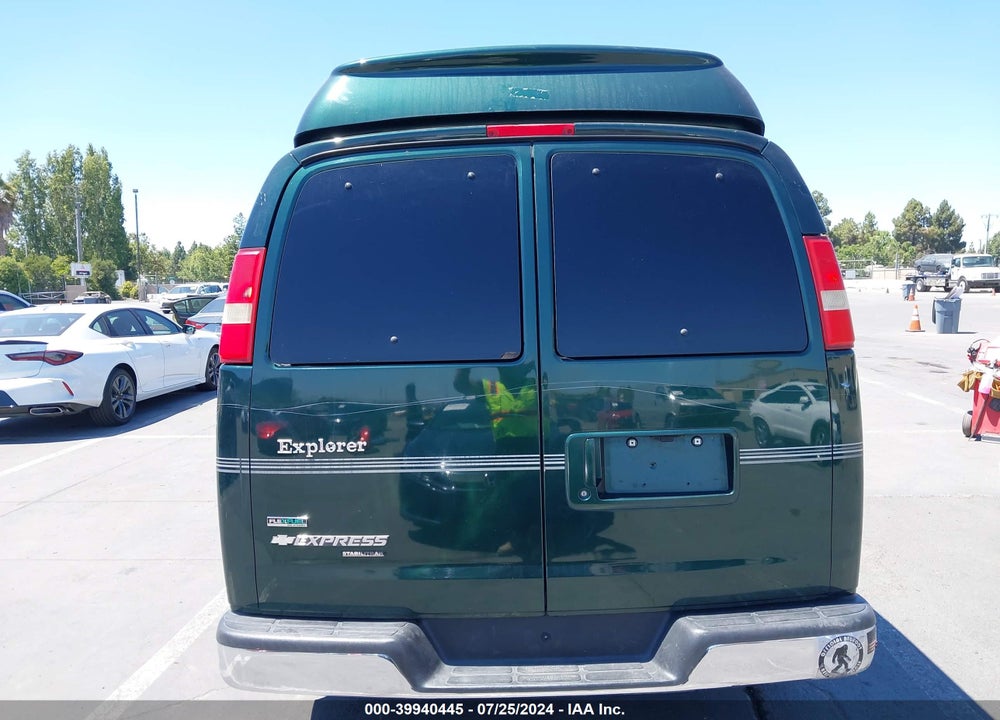 2011 CHEVROLET EXPRESS 1500 UPFITTER VIN: 1GBSGDC46B1141330